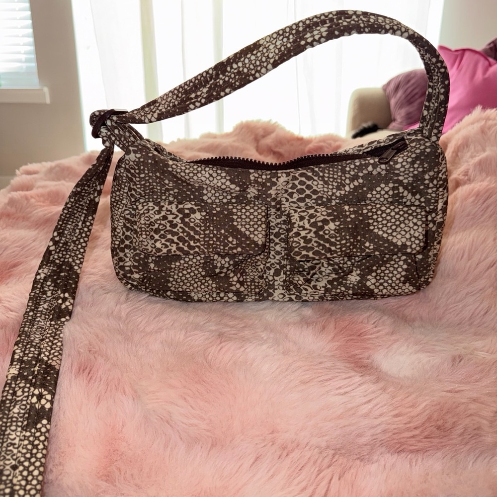 BAGGU Brown and Cream Snakeskin Printed Cargo Shoulder Bag